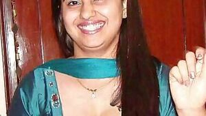 indian slut wife nude posing